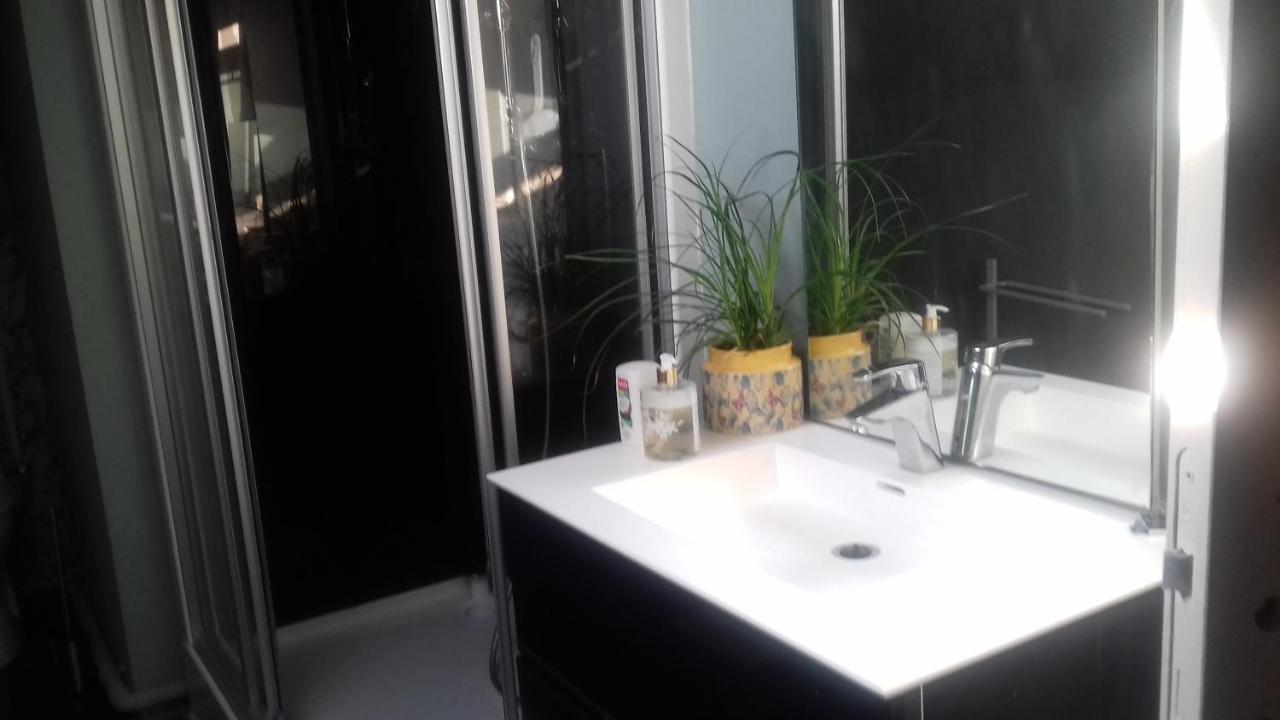 Awoingt Chambre Dans Maison Privee المظهر الخارجي الصورة